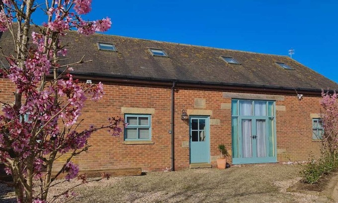 Knott End-on-Sea House | Secluded rural getaway in large converted barn