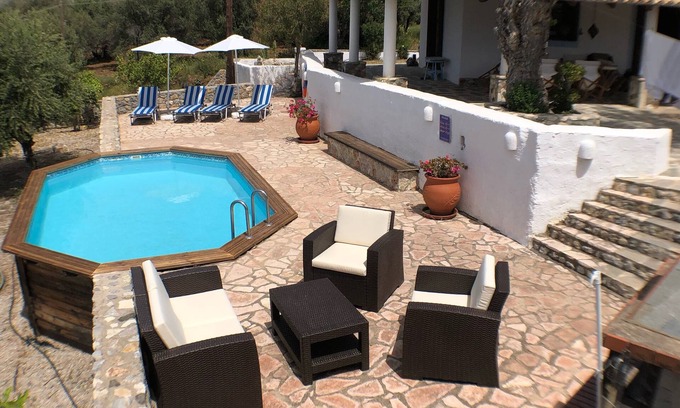 Amaniou Villa | Secluded traditional greek house with pool, sleeps 4+2,panoramic views of sunset