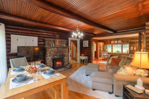 Solon Springs House | Secluded Wisconsin Cottage with Nearby Lake Access