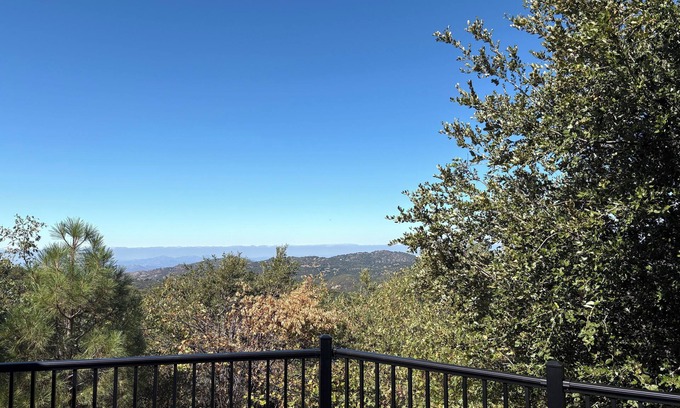 Julian Cabin | Secluded Zen Tiny Home with Amazing Views