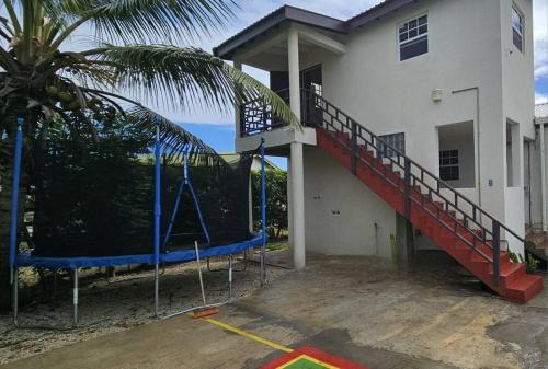 Four Roads Apartment | Seclusion Studio Apartment.