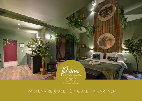 Royat Apartment | Secret Jungle - Love Room by PRIM0 C0NCIERGERIE