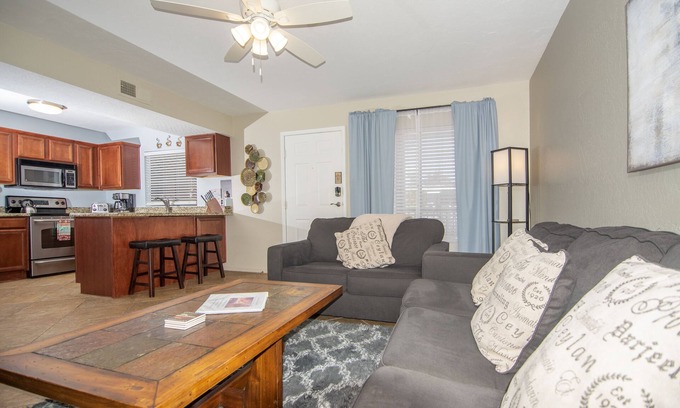 Oak Creek Condo | Sedona Retreat - newly remodeled condo near trails, restaurants & shopping!
