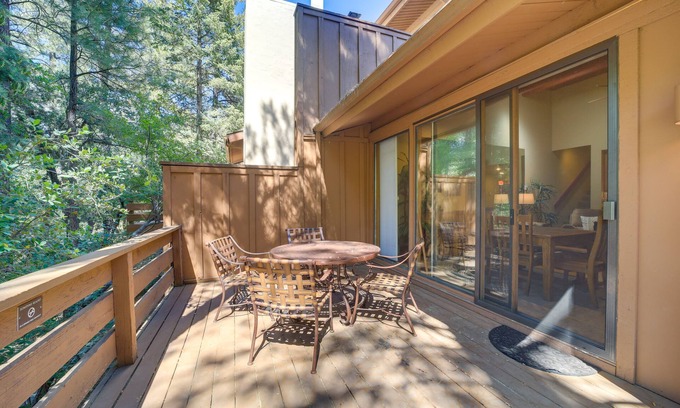 Sedona House | Sedona Townhouse by Creek w/ Private Deck