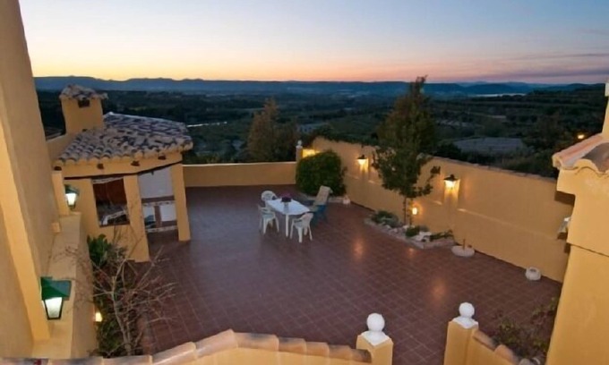 Beniatjar Cottage | Self catering Terra Blanca del Benicadell for 11 people