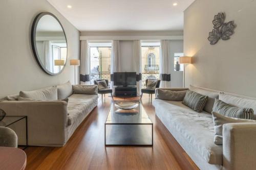 Sao Paulo Apartment | Self check-in, 3BR, AC/heating & breakfast terrace