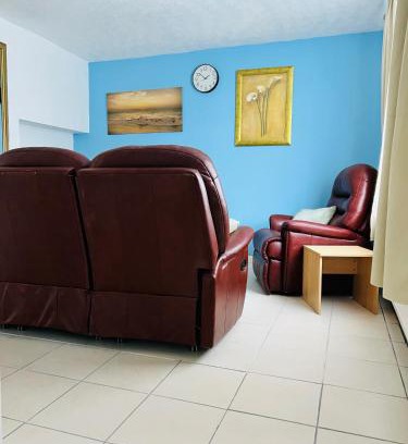 St Helens Apartment | semi-detach