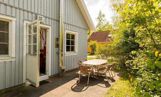 Muritz Apartment | Semi-detached house Storch, 6 persons, 80 sqm, GS, fireplace (13) - Holiday village