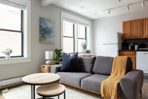 Theatre District Apartment | Serene 1BR with 99 WalkScore Fast Wifi and SmartLock