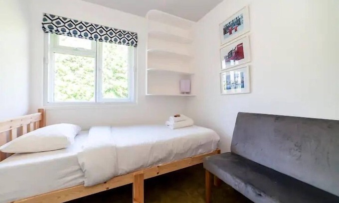 Hammersmith Apartment | Serene 3BD Flat, view of the Thames - Hammersmith