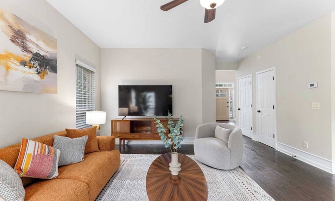 Buford House | Serene 5BR Getaway w/Lush Garden, Patio & Office Area ｜Family Friendly #41856