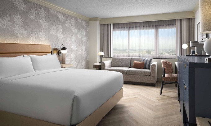 Los Angeles Hotel | Serene Atmosphere & Fully Renovated Interiors, Pet Friendly, Shuttle, Pool!