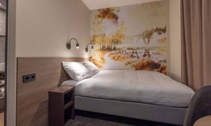 Krachtighuizen Hotel | Serene Forest Hotel Stay in the Heart of Veluwe | Nature Trails & Fresh Air