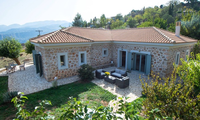 Porovitsa Villa | Serene mountain and sea villa with great views