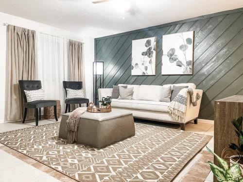Tallahassee House | Serene Private Two Bedroom Townhouse in East TLH