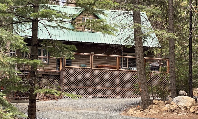 Strawberry House | Serene Strawberry Mountain Cabin - minutes to Pinecrest and Dodge Ridge