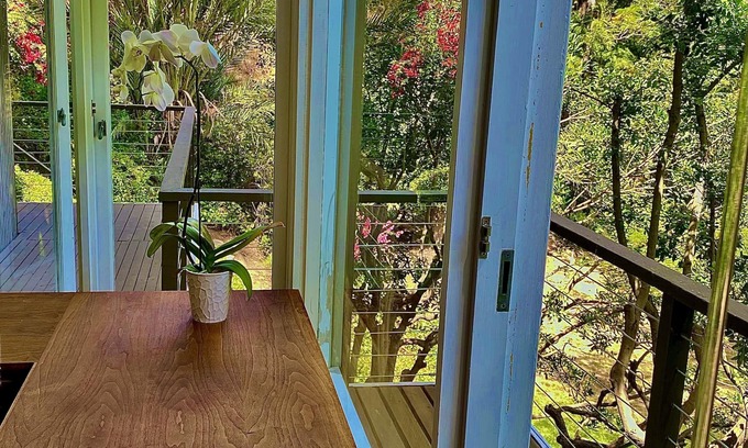 Corona del Mar Apartment | Serene, tropical oasis-walk to beautiful beaches