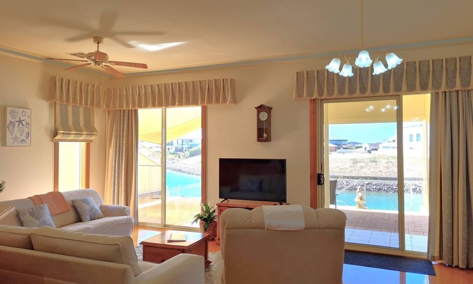 Wallaroo Hotel | Serenity on Gilmore, Wallaroo