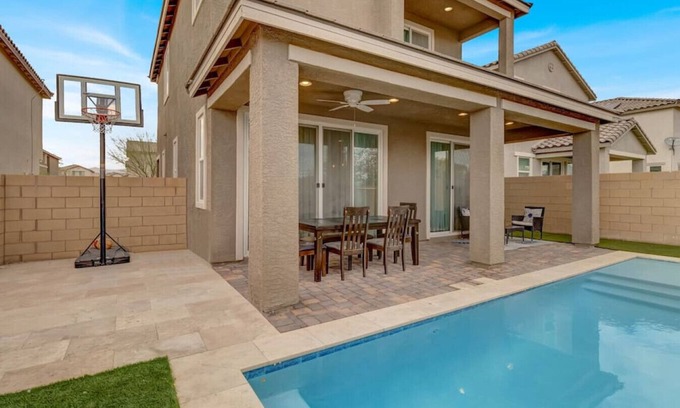 North Las Vegas House | Serenity Retreat 3BR with Heated Pool and Parking