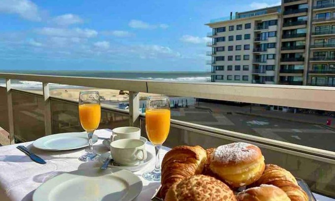 Westende Apartment | Sfeervol Appartement met Zeezicht