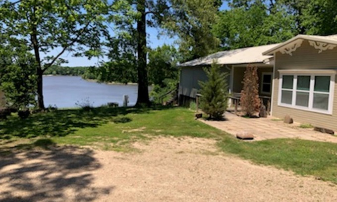 Fort Towson House | SHANGRI-LAKE VACATION HOME@ Raymond Gary State Park Lake