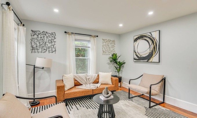 Sharon Apartment | Sharon Home < 8 Mi to Gillette Stadium!