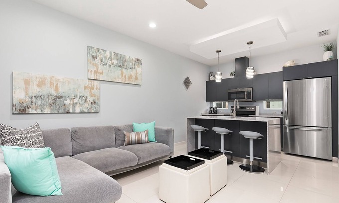 Mission House | Sharyland Townhome