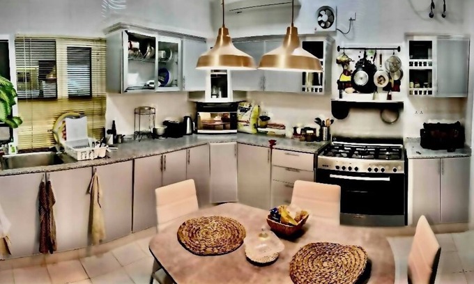 Seeb Apartment | shearing with owner 5-Bed Apartment in Sib