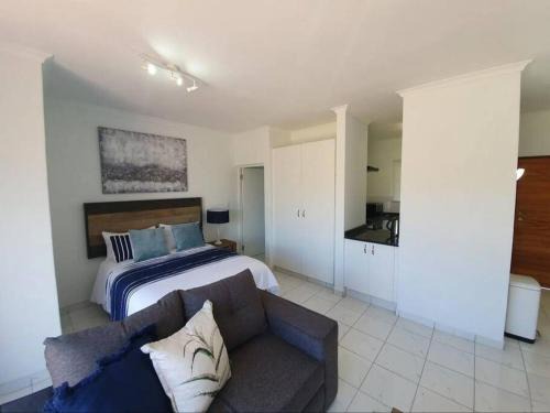 Umhlali Apartment | Sheffield Suite 3