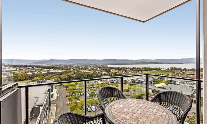 Shellharbour City Centre Apartment | Shellharbour Lakeview Apartment