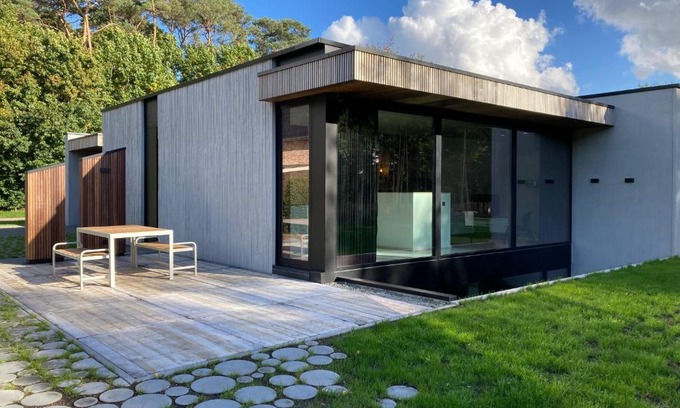 Zutendaal House | Shelter