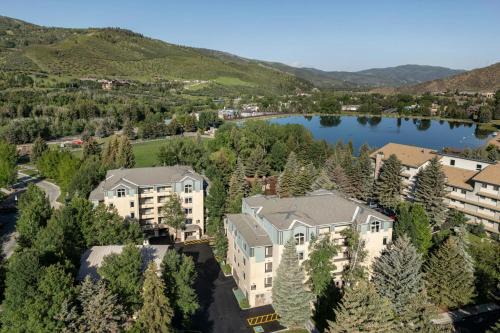 Avon Apartment | Sheraton Lakeside Terrace Villas at Mountain Vista, Avon, Vail Valley