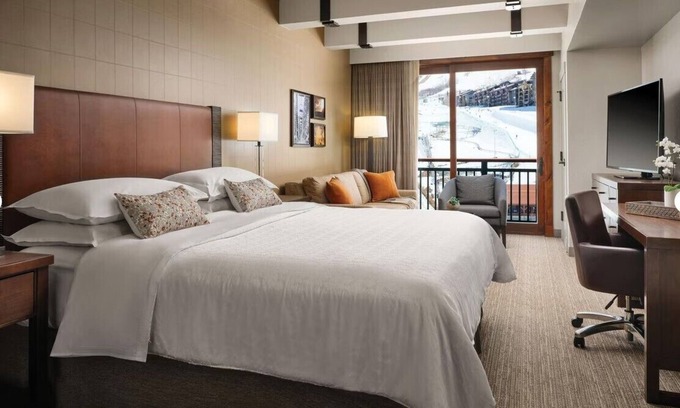 Steamboat Springs Villa | Sheraton Steamboat Resort Villa Ski On/Off-Christmas Week-Studio King & Sofa Bed