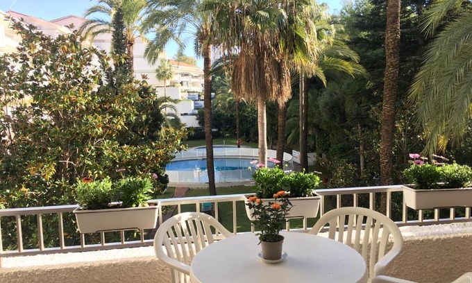 Golden Mile Apartment | Shinny flat, 2 min from sea