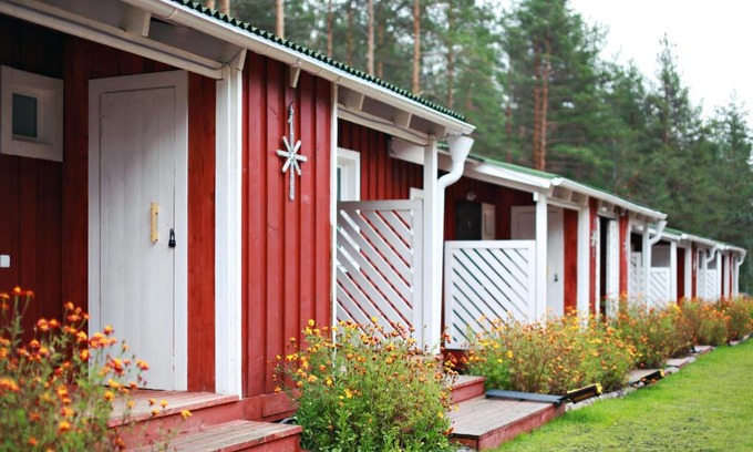 Razdolievskoe Resort | Shishki na Lampushke - Finnish Kalevala