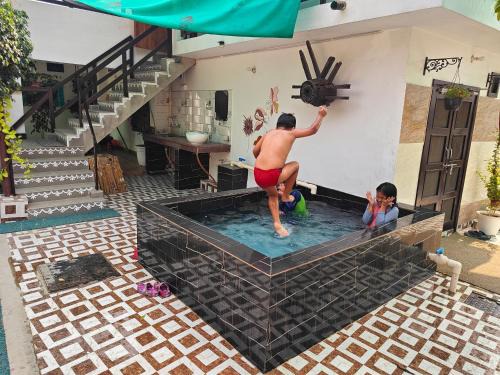 Faizabad Other | Shobhayan inn, airport railway station pickup free