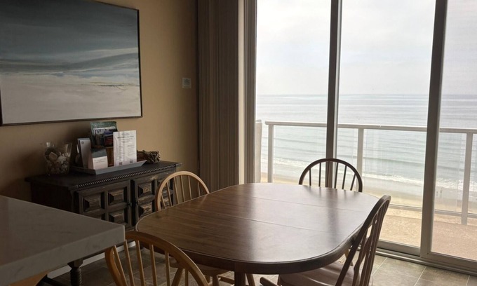 Rio del Mar Condo | Shore del Mar Unit #I | Oceanfront Vacation Rental at Rio del Mar Beach