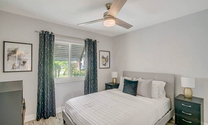 Lake Ida Shores Apartment | Shore & More — 5BR home in the Heart of It All