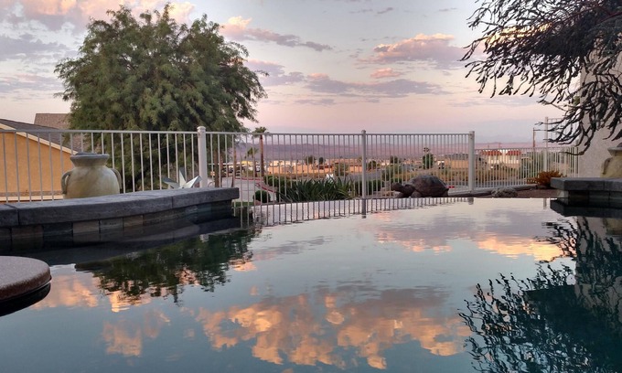 Lake Havasu City Condo | Shoshone Lower Unit with Lake and Pool Views