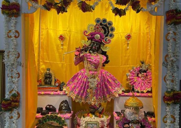 Vrindavan Apartment | Shree Radhe Dham Homestay