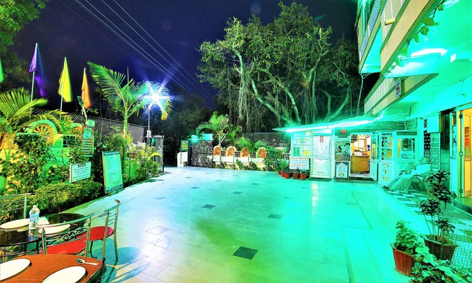 Mount Abu Hotel | Shri Ganesh Hotel