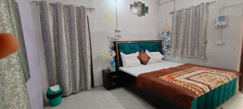Mathura House | Shriji Home stay
