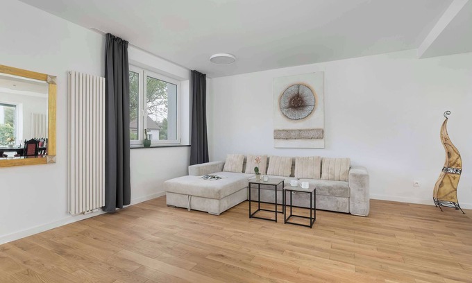 Swoszowice House | Siarczana 10 Cracow | Charming 3-Bedroom House | Cozy Terrace