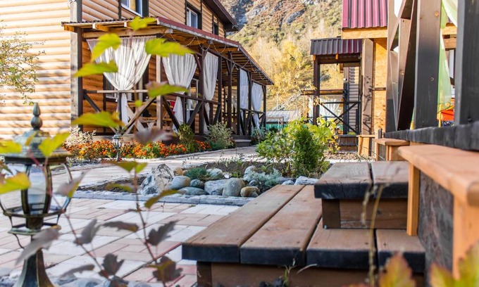 Manzherok House | Siberian Ski Club