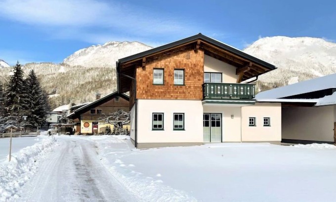 Weissenbach House | Siedlerhof by Interhome