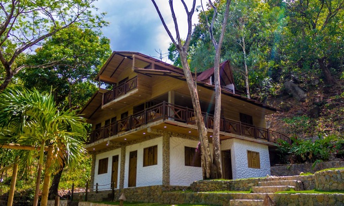 Santa Marta Cabin | SIERRA LIMÓN CHALET CABIN (THIRD FLOOR)