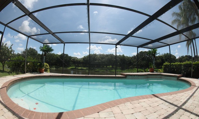 Fruitville House | Siesta Key Serenity: Home with Heated Pool, Pond View Oasis in Heart of Sarasota