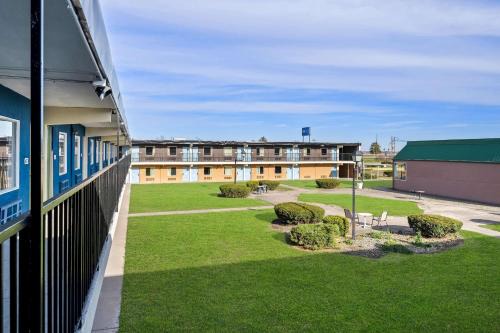 Danville Hotel | Signature Inn Danville