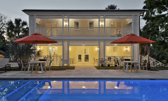 Nassau House | Silk Cotton Villa 4