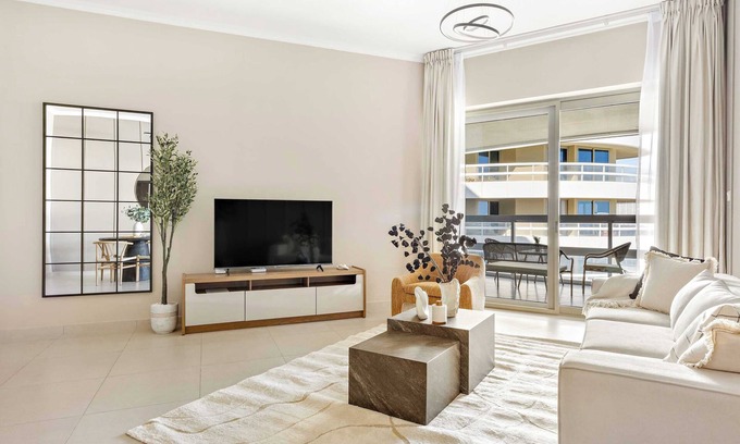 Saadiyat Cultural District Apartment | Silkhaus 1BR + Maid | Saadiyat | Beach Access